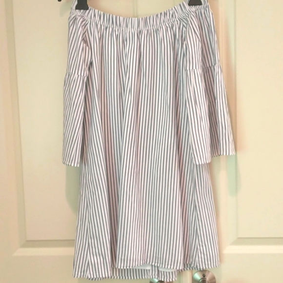 Abercrombie off shoulder stripe dress size S - Picture 2 of 5